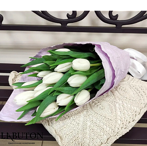 Букет 15 белых тюльпан 